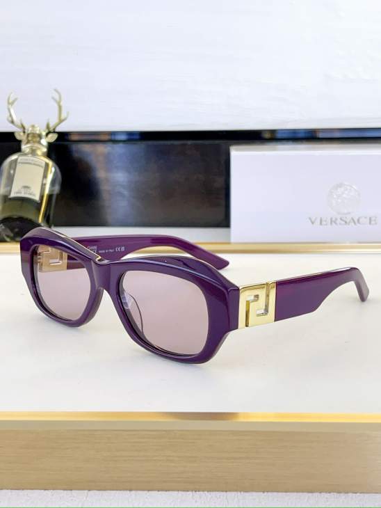 Picture of Versace Sunglasses _SKUfw80049987fw